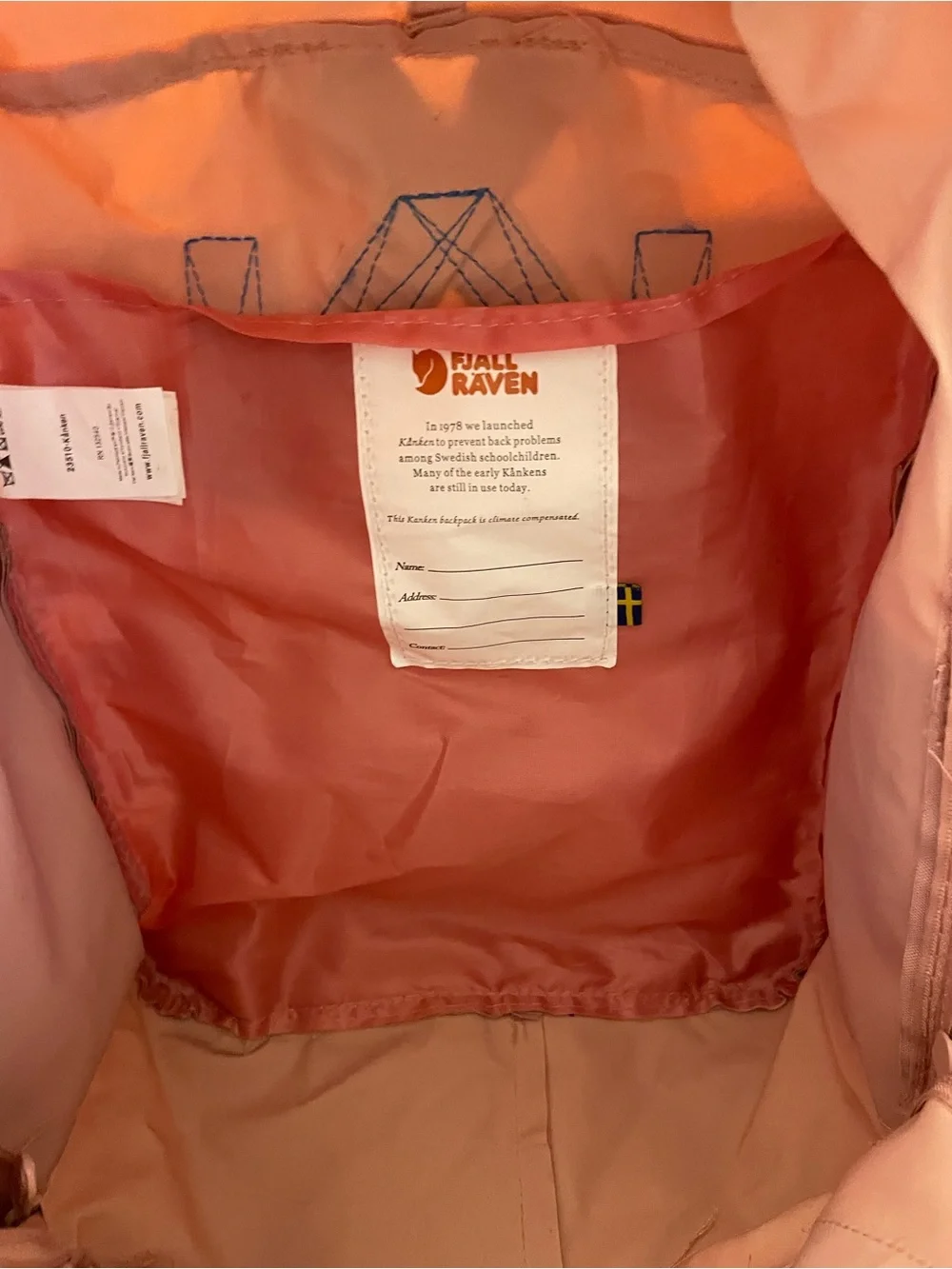 Fjallraven Kånken Pink mini Backpack with Blue Accents